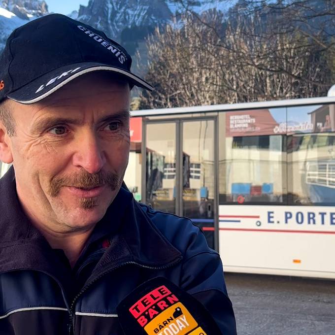 Frutigen-Adelboden retour: Er fährt die Skifans Jahr für Jahr zum Weltcup