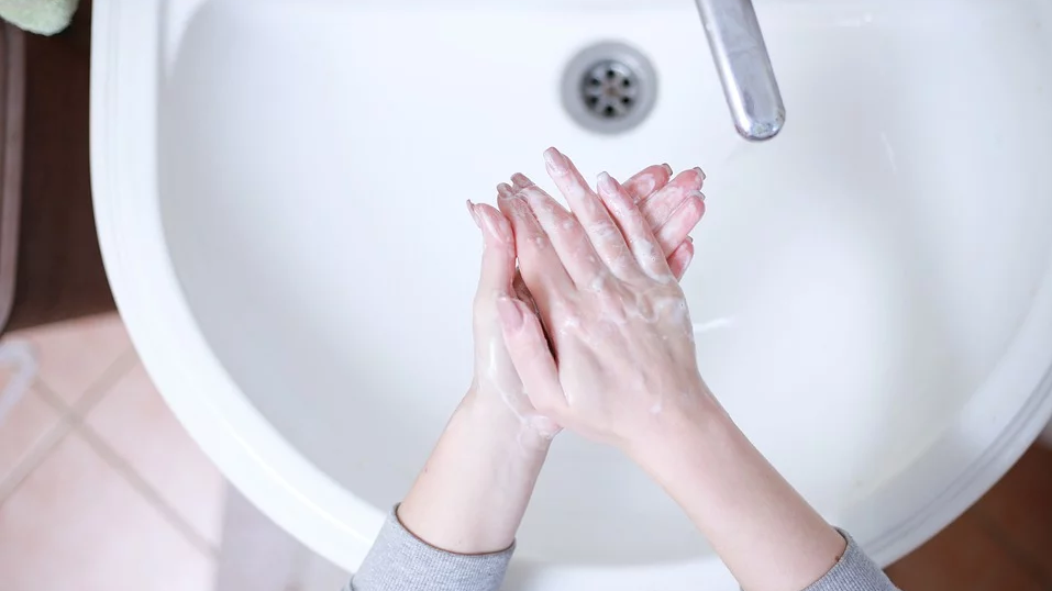 Diese Songs erleichtern dir das Händewaschen