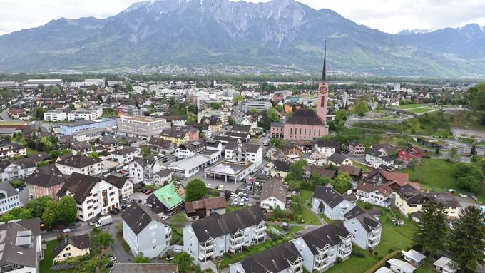 Räuber bedrohen 15-Jährigen mit dem Tod