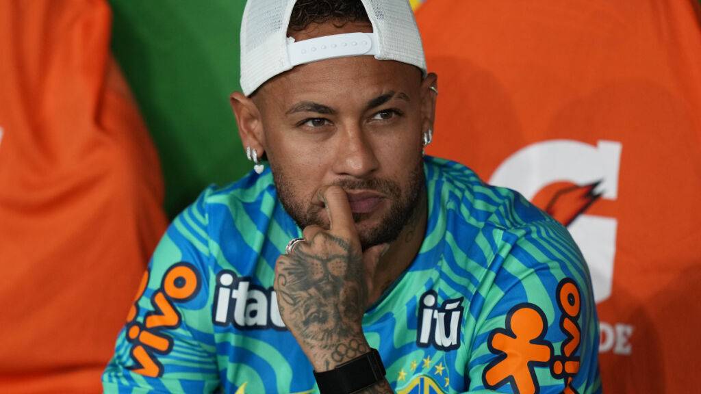 Nicht rechtzeitig fit: Für Neymar kommt der WM-Auftakt mit Brasilien zu früh