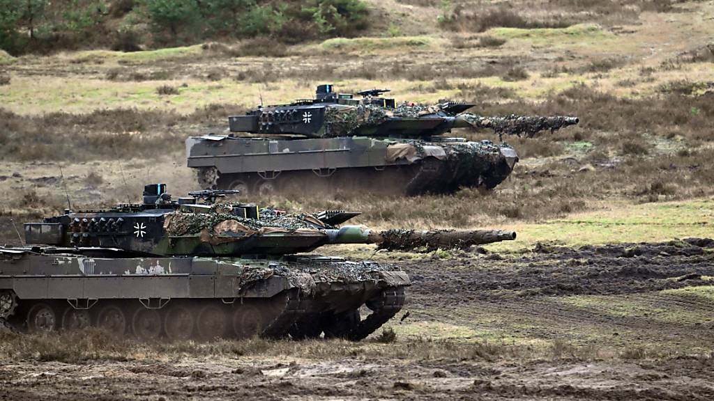 Der Bundesrat ist dafür, 25 Leopard-2-Kampfpanzer der Armee ausser Dienst zu stellen