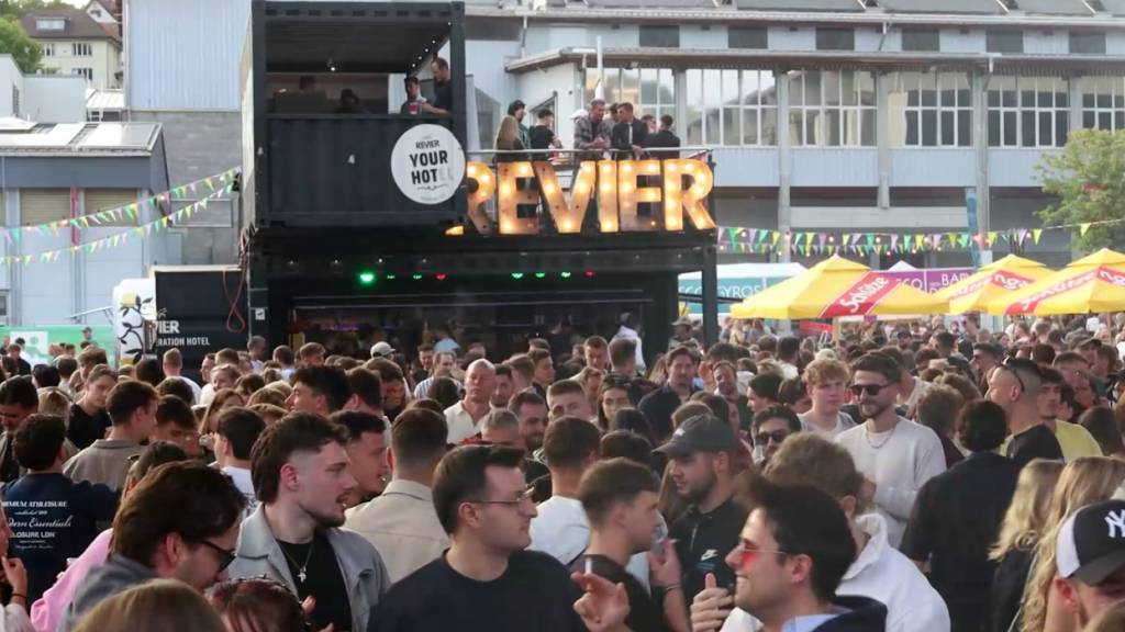 Rund 5000 Personen besuchten das erste Olma Openair in St. Gallen.