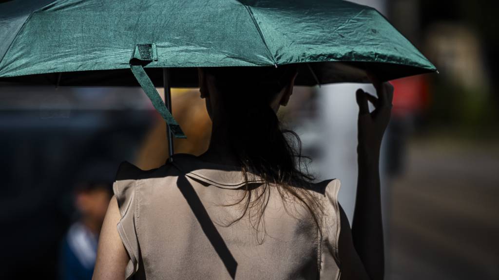 Mit Tee und Bouillon gefeit gegen die Hitze in Zürich
