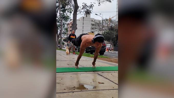 Kolumbianischer Fitness-Influencer trickst die Schwerkraft aus