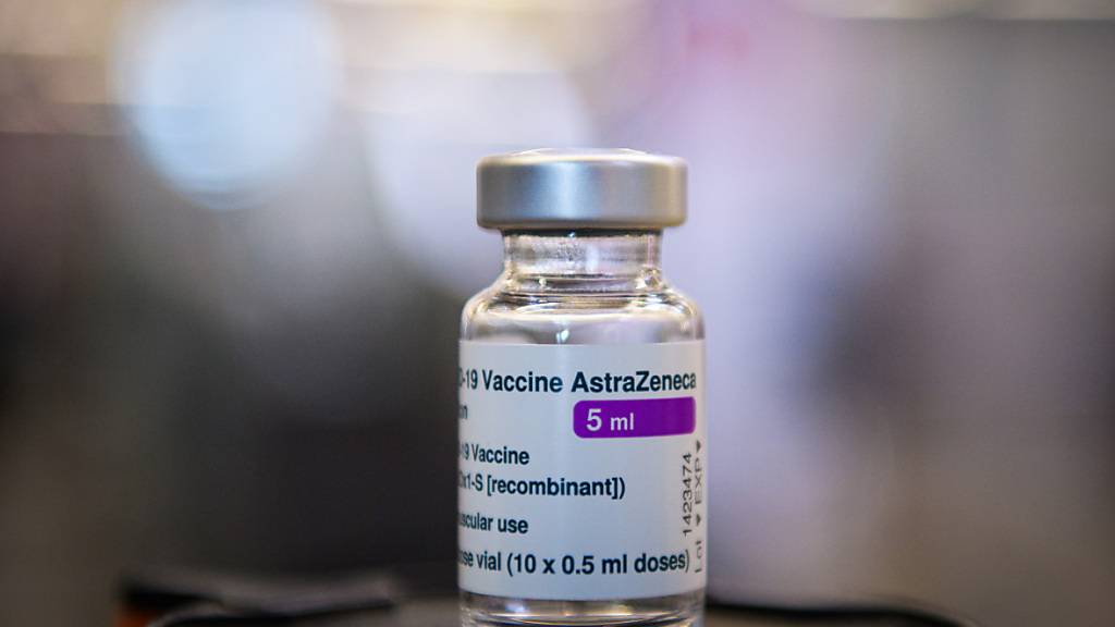 ARCHIV - Eine große Menge des Corona-Impfstoffs von Astrazeneca soll in Italien eingelagert worden sein. Foto: Soeren Stache/dpa