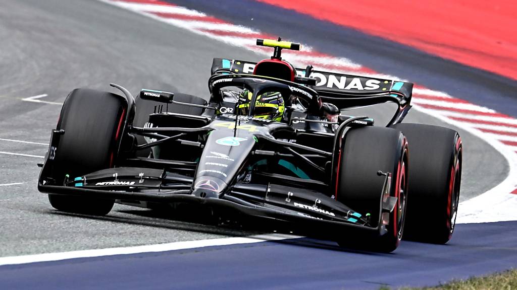 Lewis Hamilton fährt zum neunten Mal am GP Ungarn seinen Mercedes auf die Pole-Position