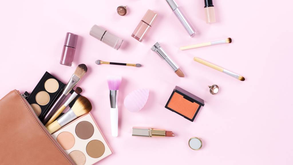 Lippenstift, Mascara und Co: So viel geben wir für Kosmetik aus