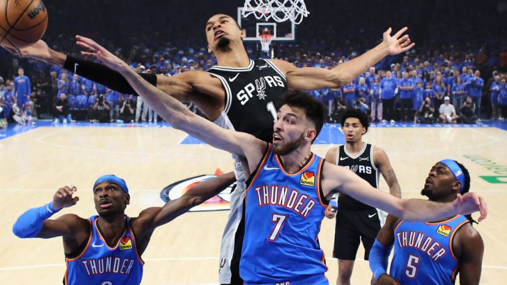 Victor Wembanyama überragt im ersten Spiel der Halbfinalserie zwischen den San Antonio Spurs und den Oklahoma City Thunder alle