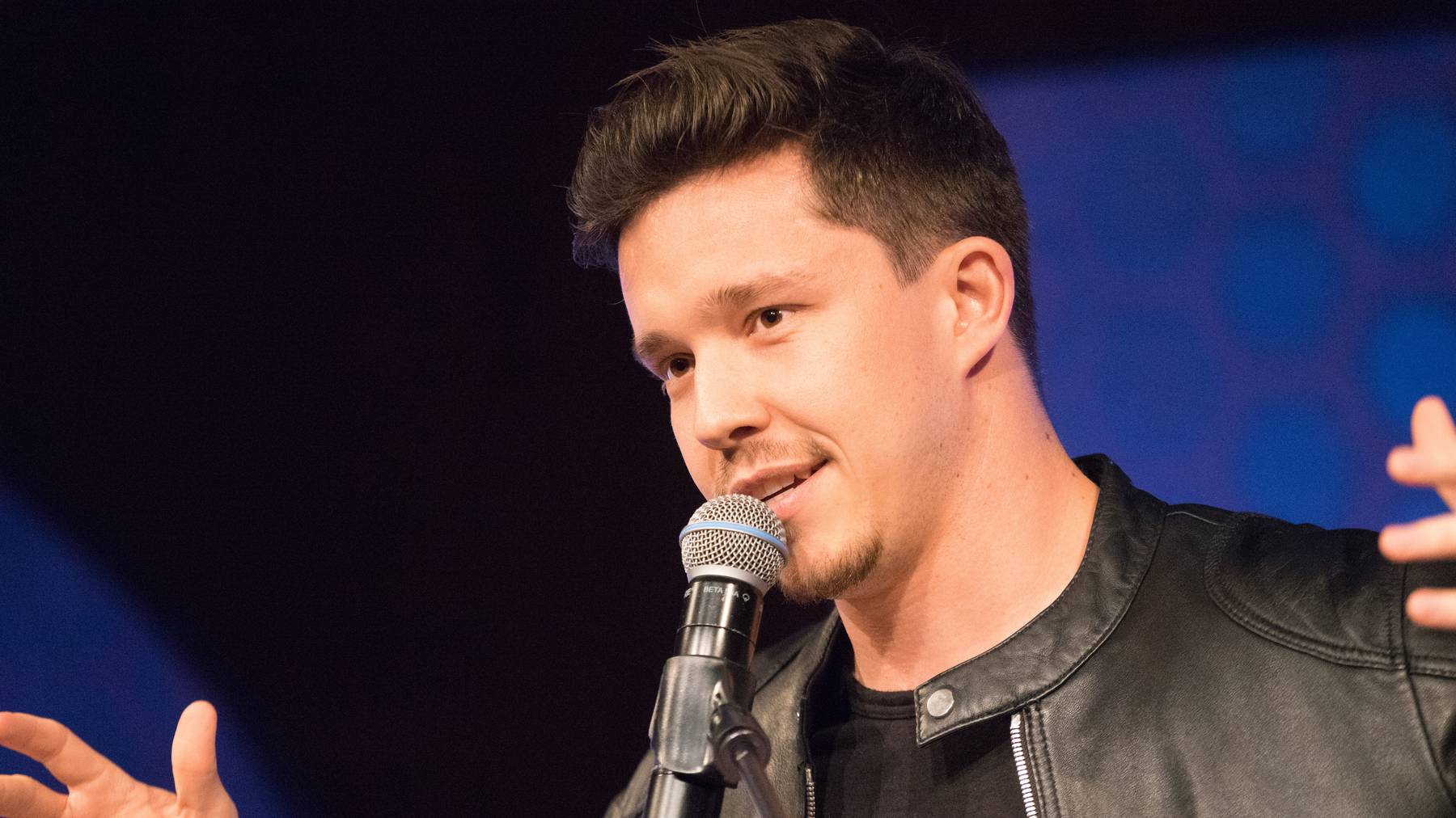 Pilatus Stage mit Nico Santos