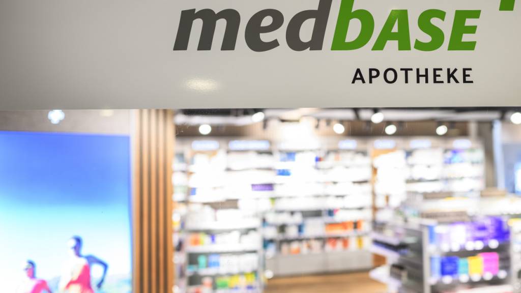 Der Migros-Genossenschafts-Bund (MGB) übernimmt den Gesundheitsdienstleister Medbase ganz. Dazu hat der MGB die Medbase-Anteile der Migros-Genossenschaften Ostschweiz, Luzern und Zürich übernommen.(Archivbild)