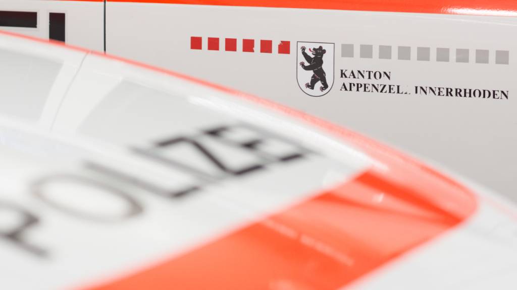 Zwei Jugendliche verirrten sich Enggenhütten AI in steilem Gelände