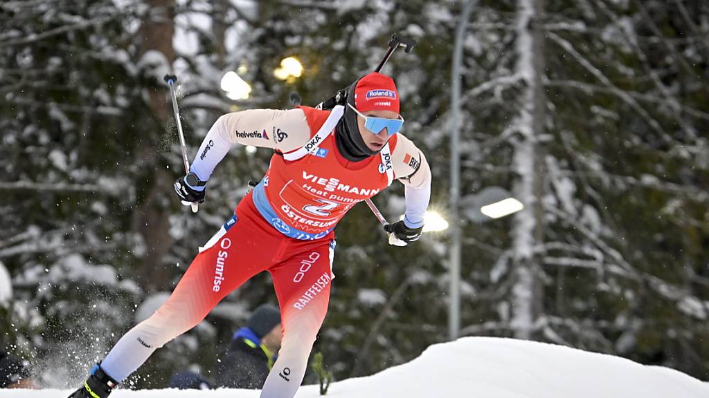 Niklas Hartweg läuft in der Single-Mixed-Staffel offensiv