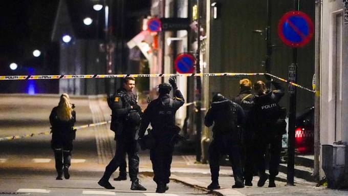 Tödliche Gewalttat: Polizei geht von Terrorismus aus