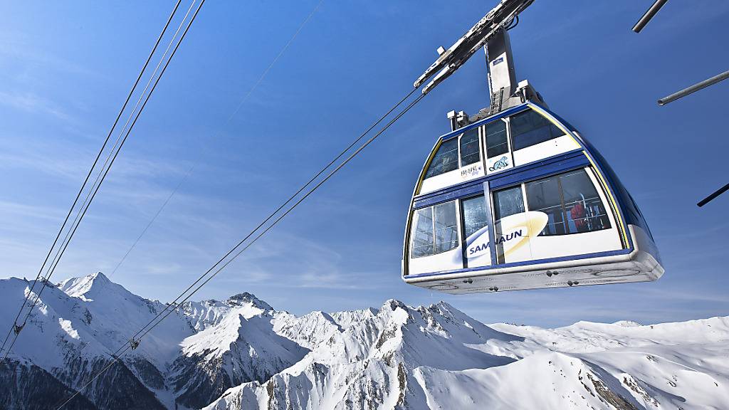 Das zollfreie Samnaun in Graubünden bildet zusammen mit dem österreichischen Ischgl die internationale Silvretta Ski-Arena mit 239 km Pisten und mehr als 40 Transportanlagen. (Archivbild)