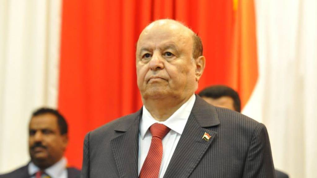 ARCHIV - Abed Rabbo Mansur Hadi, Präsident des Jemen, nimmt an einer Sitzung des jemenitischen Parlaments teil. Hadi hat seine Macht überraschend an einen neuen Präsidialrat übertragen, meldete die staatliche Nachrichtenagentur Saba am Donnerstag. Foto: -/SPA/dpa
