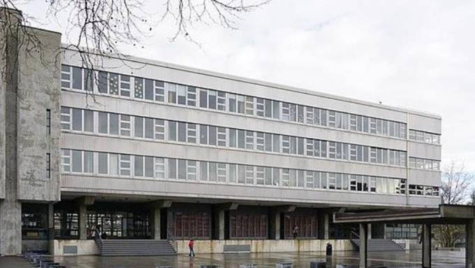 Stadt Bern kann Sanierung der Tscharnergut-Schule planen