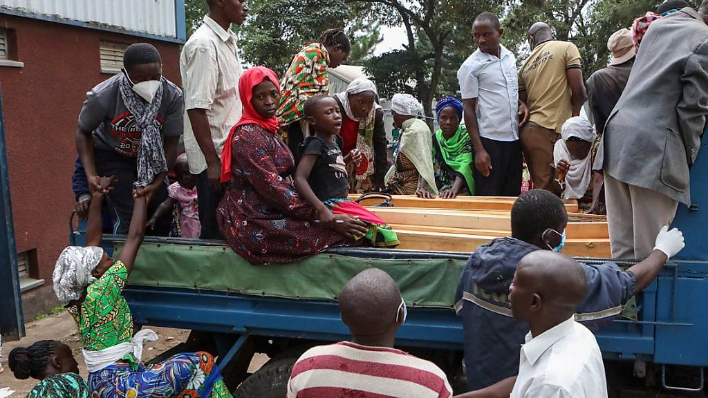 Dutzende Kinder bei Massaker in Uganda getötet