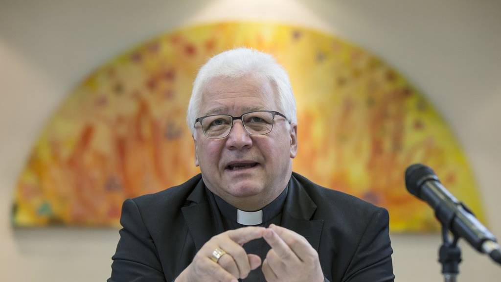 Bischof Markus Büchel während einer Medienkonferenz der Schweizerischen Bischofskonferenz. (Archivbild)