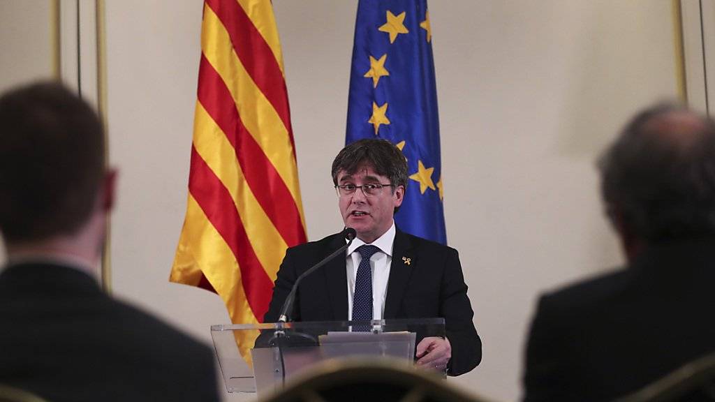 Carles Puigdemont ist von Spaniens Wahlbehörde von der Europawahl ausgeschlossen worden. (Archivbild)