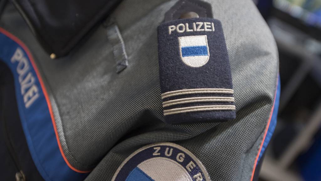 Einbrecher überrascht in Baar ZG Bewohnerin und flüchtet