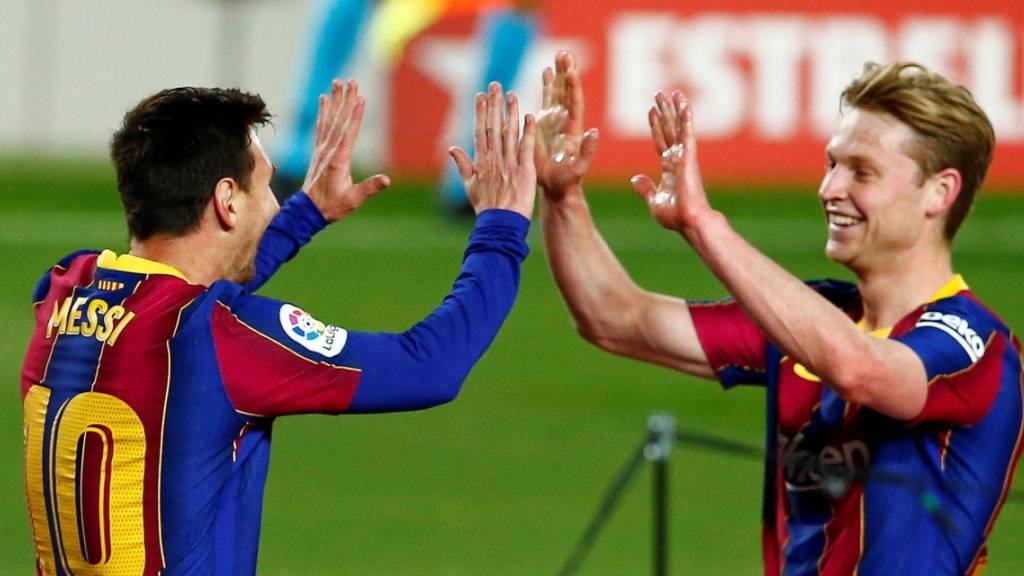 Abklatschen mit Frenkie De Jong: Lionel Messi überzeugte im Match gegen Getafe einmal mehr als Goalgetter.