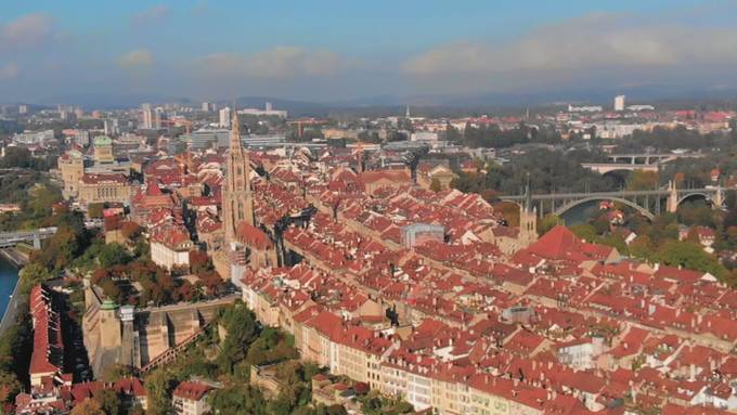 Stadt Bern budgetiert weiterhin rote Zahlen und hohe Investitionen