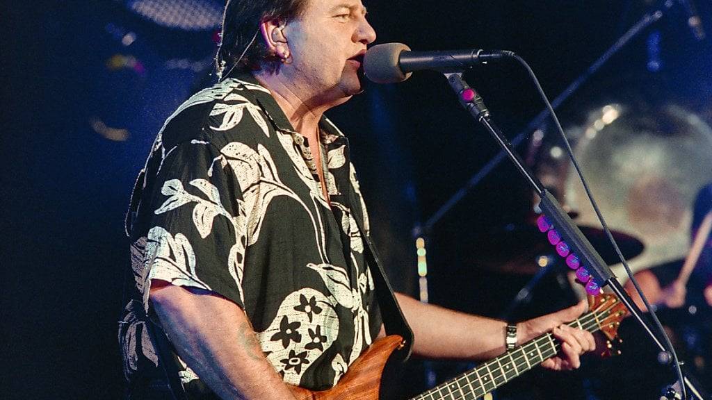 Greg Lake - hier 1997 am Montreux Jazz - ist am Mittwoch einem Krebsleiden erlegen. Er wurde 19 Jahre alt. (Archivbild)