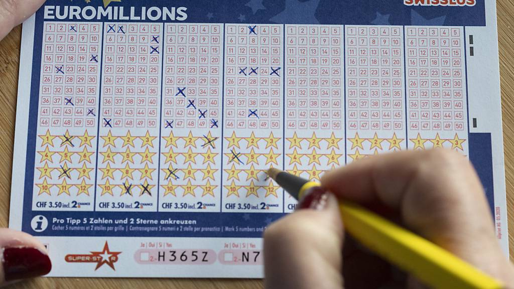 Glückspilz gewinnt bei Euro Millions 153 Millionen Franken