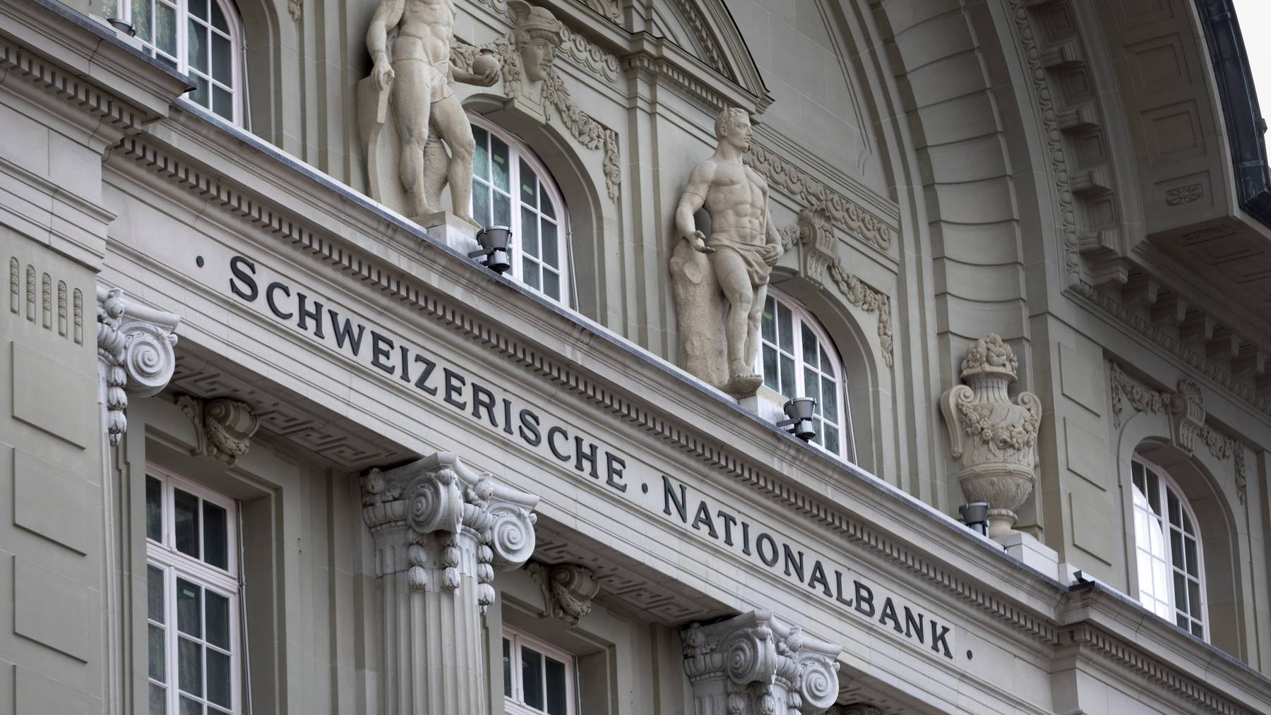 Die Fassade der Schweizerischen Nationalbank SNB am Bundesplatz in Bern, aufgenommen am 12. März 2018. 