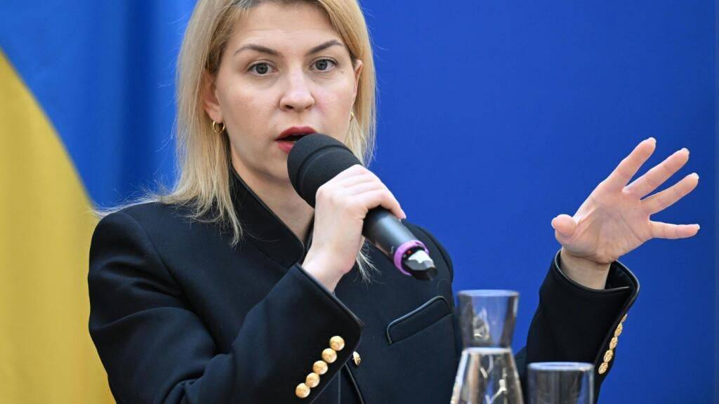 ARCHIV - Olha Stefanischyna spricht bei einer Pressekonferenz (Archivbild). Foto: Helmut Fohringer/APA/dpa