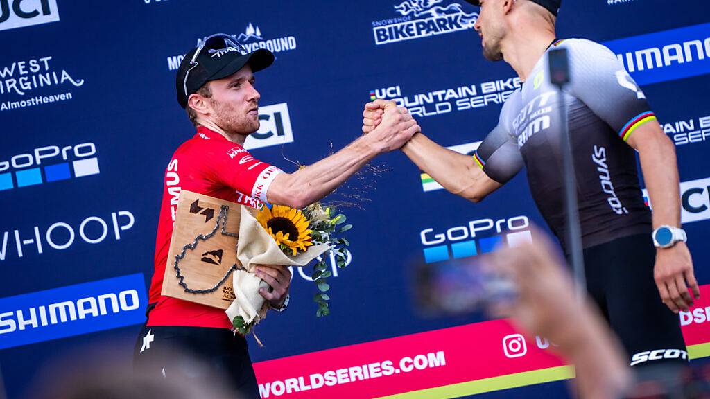 Mathias Flückiger (links) und Nino Schurter werden die Schweizer Mountainbiker an den Sommerspielen in Paris vertreten