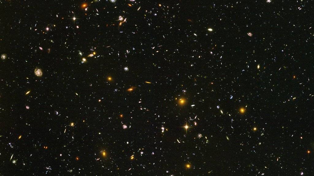 Tiefer Blick in die Vergangenheit des Alls: Das «Hubble»-Teleskop erspähte Galaxien kurz nach dem Urknall.