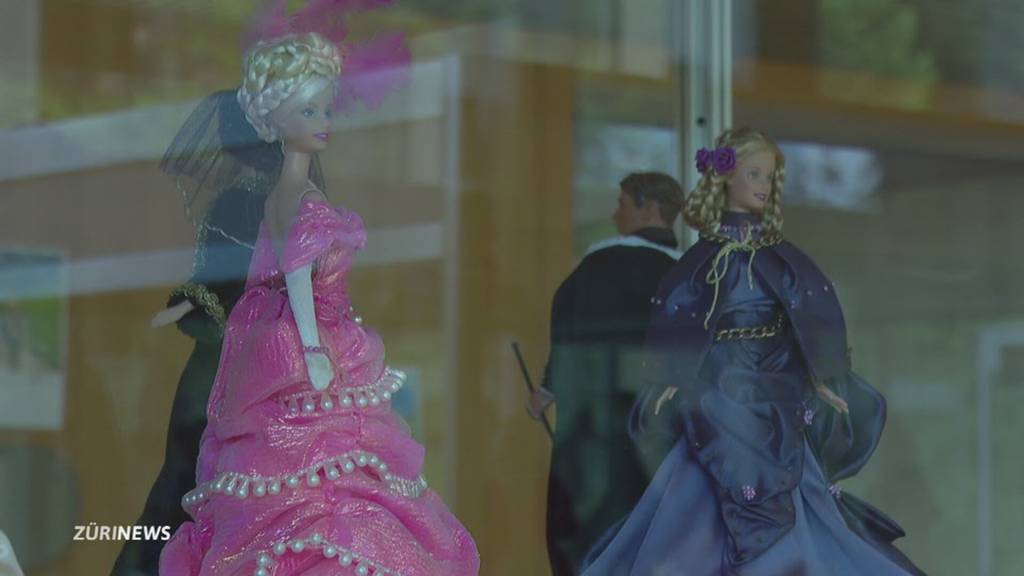 Barbie-Puppen-Ausstellung auf der Schwägalp