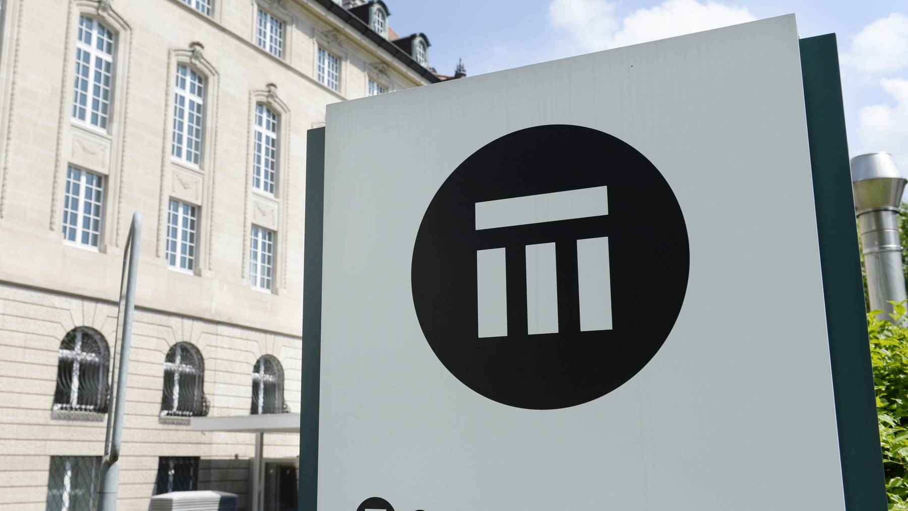 Die Swiss Re nominiert drei neue Verwaltungsräte.