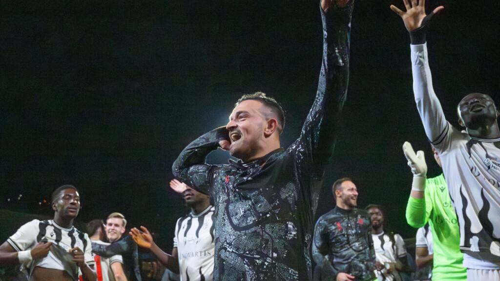 Die Basler Meisterfeier mit Anführer Xherdan Shaqiri begann inoffiziell schon am Samstagabend nach dem 5:2-Sieg in Lugano