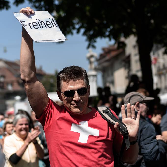 Zentralschweiz: Corona-Demo wird heute zum Public Viewing