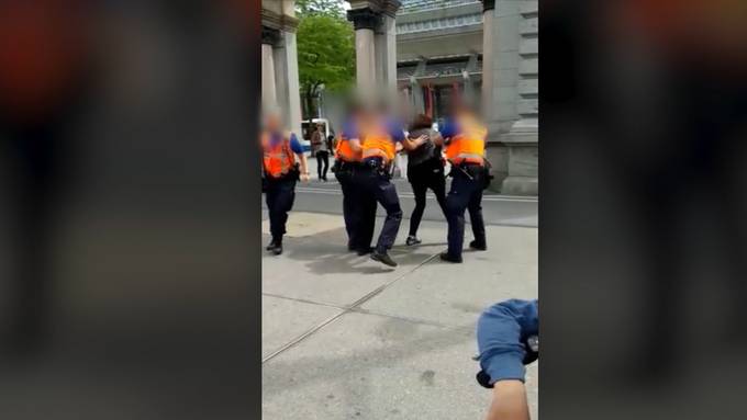 Nach Verhaftung: Ex-Kantonsrätin erhebt schwere Vorwürfe gegen die Polizei