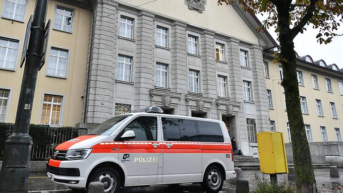 Bezirksgericht Zürich verurteilt Helferin von belgischem Drogenboss 