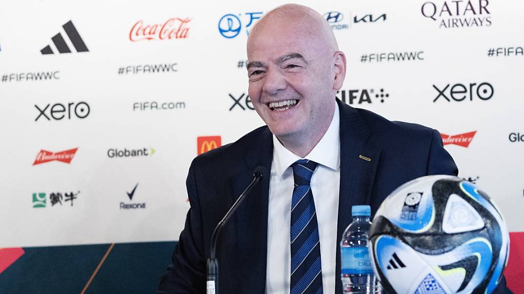 Gianni Infantino hat allen Grund zum Lachen: Die Zahlen stimmen