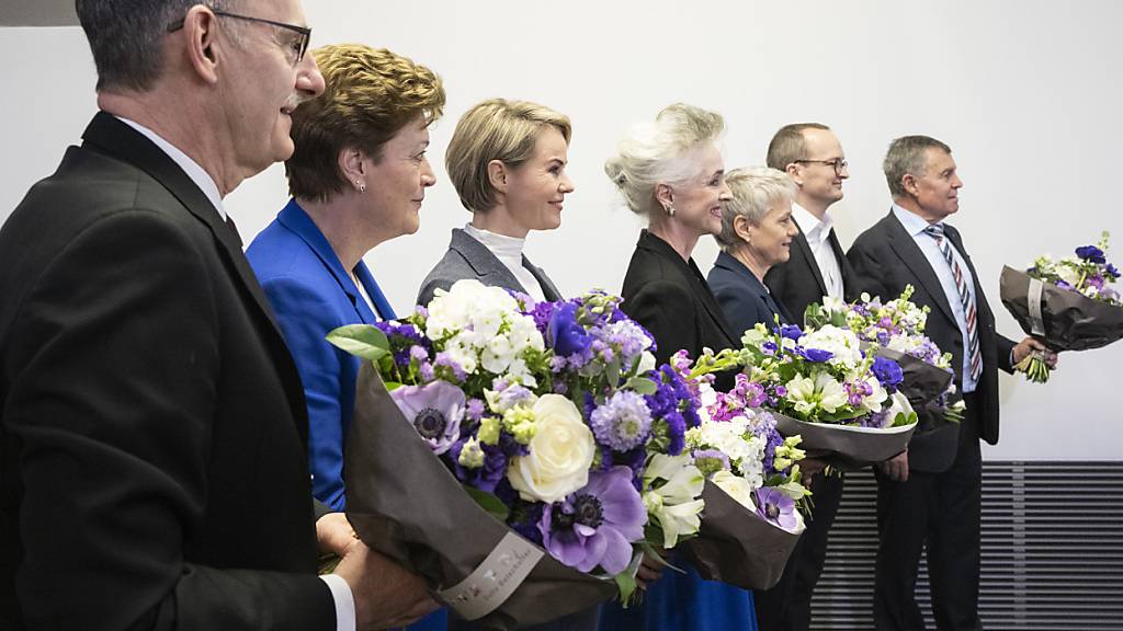 Die Zürcher Regierung, wie sie im Februar 2023 gewählt wurde. Mario Fehr (im Bild ganz links) ist Amtsältester. (Archivbild)