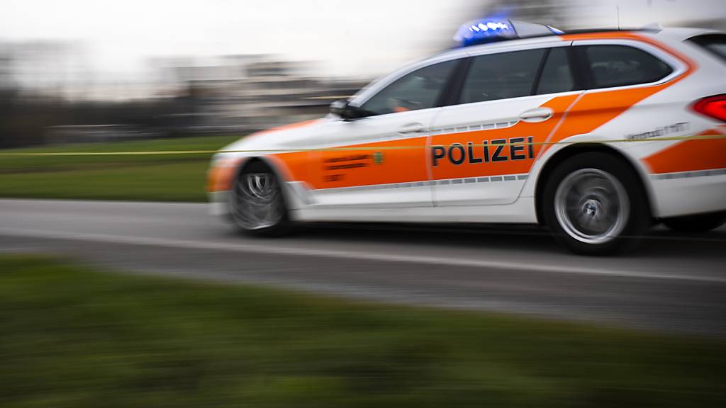 Falsche Dachdecker bestehlen 93-Jährige in St. Gallen