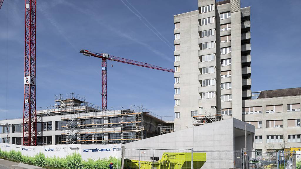 Die Gläubiger des Spitals Wetzikon haben nun einen Monat Zeit, ihre Forderungen anzumelden. Das Spital ist in Nachlassstundung und versucht, einen Konkurs abzuwenden. (Archivbild)