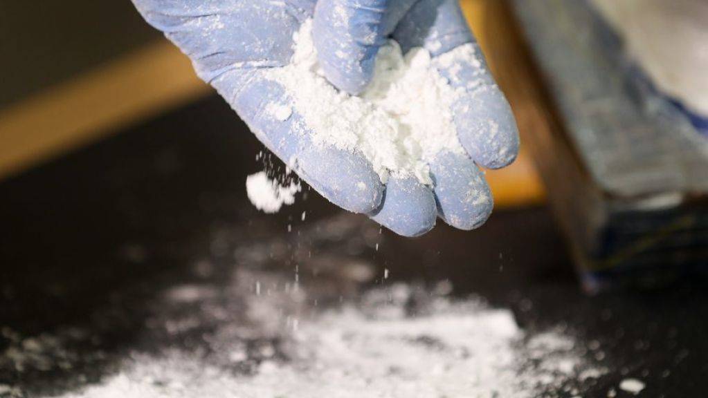 Der 37-Jährige hatte fünf Kilogramm Kokain zu Hause. (Symbolbild)