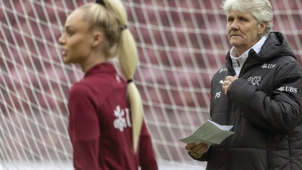 Alisha Lehmann (links) steht nicht auf dem Aufgebotszettel von Pia Sundhage
