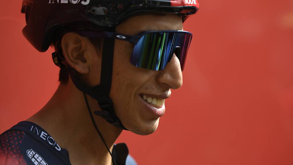 Egan Bernal kann anderthalb Jahre nach seinem lebensbedrohlichen Trainingssturz wieder lachen