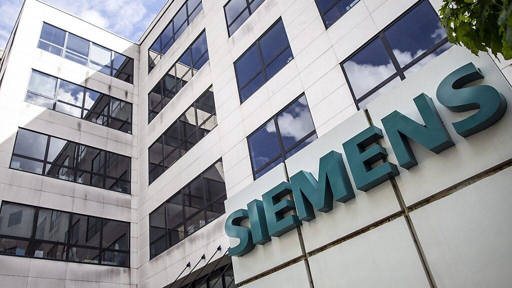 Siemens steigert Gewinn und bekräftigt Prognose