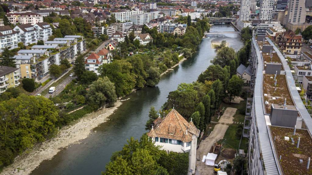 Der historische Wehrturm Hardturm bei der Limmat gehörte einst zu einer Burg. Das stellte sich nach archäologischen Grabungen heraus.