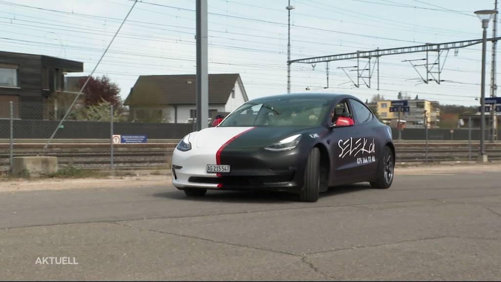 Lernfahrer wollen immer öfter auf einem Elektroauto fahren