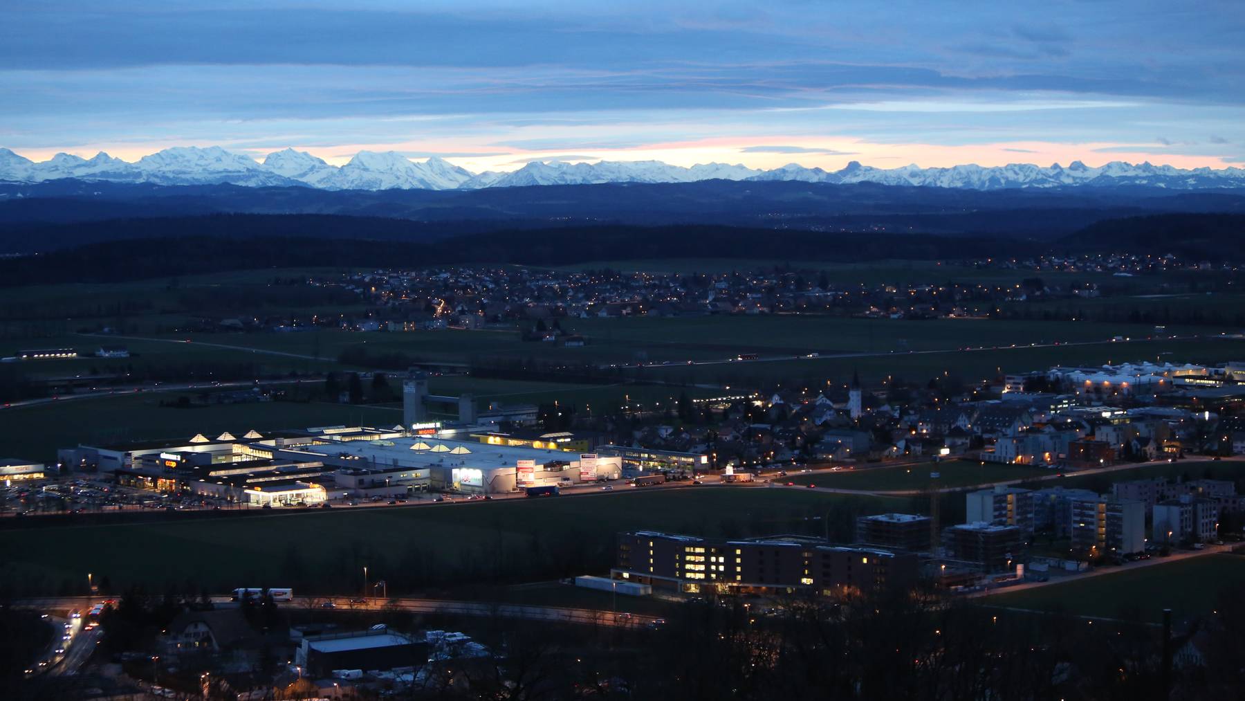 Egerkingen in der Nacht