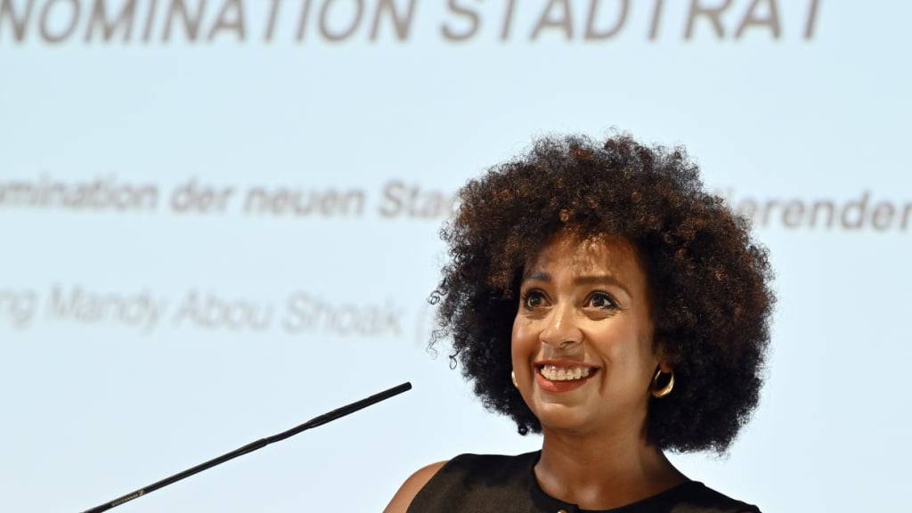 Die Zürcher SP-Kantonsrätin Mandy Abou Shoak wollte als Stadträtin und Stadtpräsidentin kandidieren. Eine Mehrheit der Delegierten gab anderen Kandidierenden den Vorzug. Das sorgt nun für Kritik. (Archivbild)